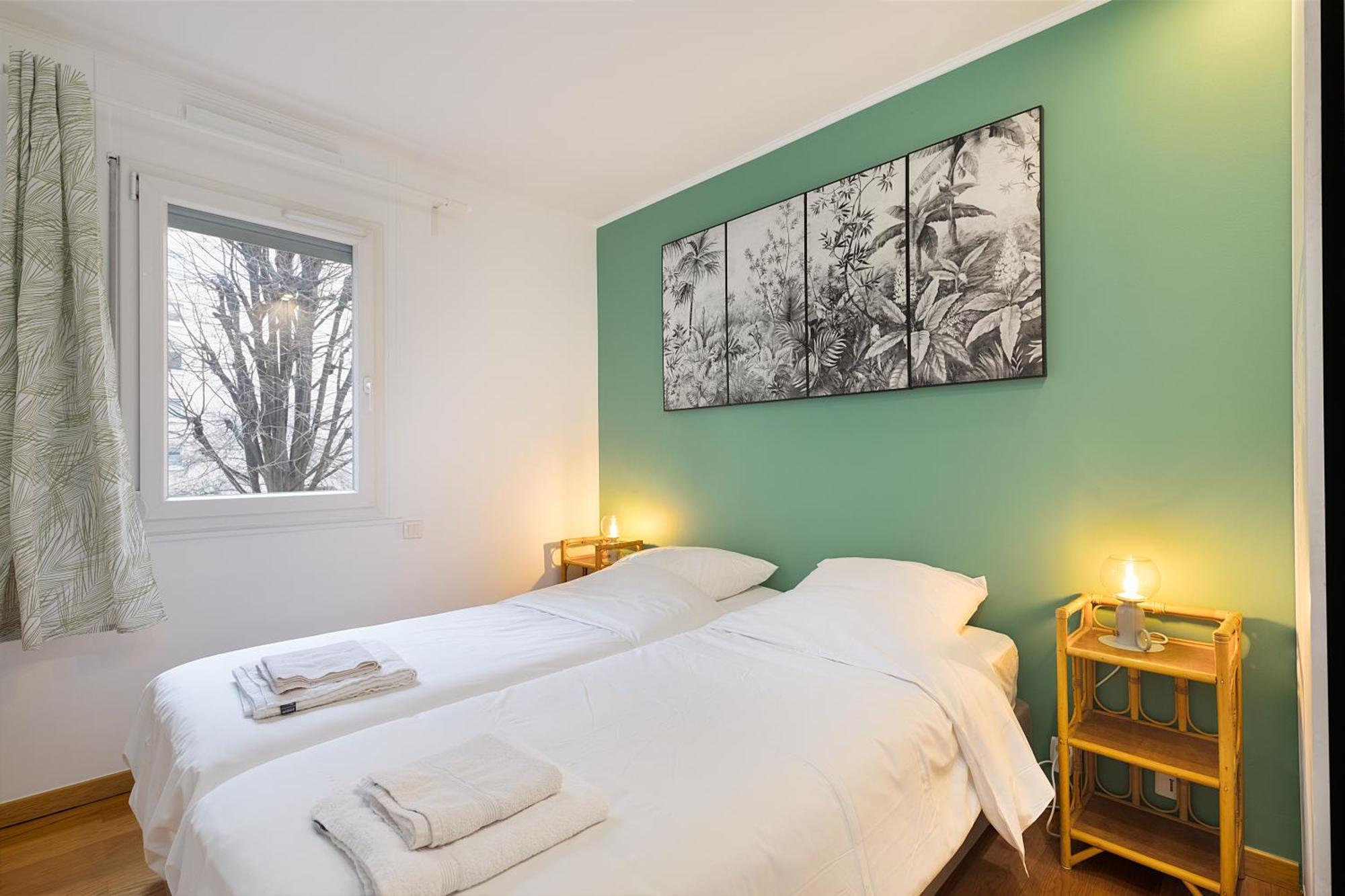 Cosy'N Paris - Parking Secure - Metro 14 - Wifi - Terrace - Premium Bedding Apartment ฌ็องตีญี ภายนอก รูปภาพ