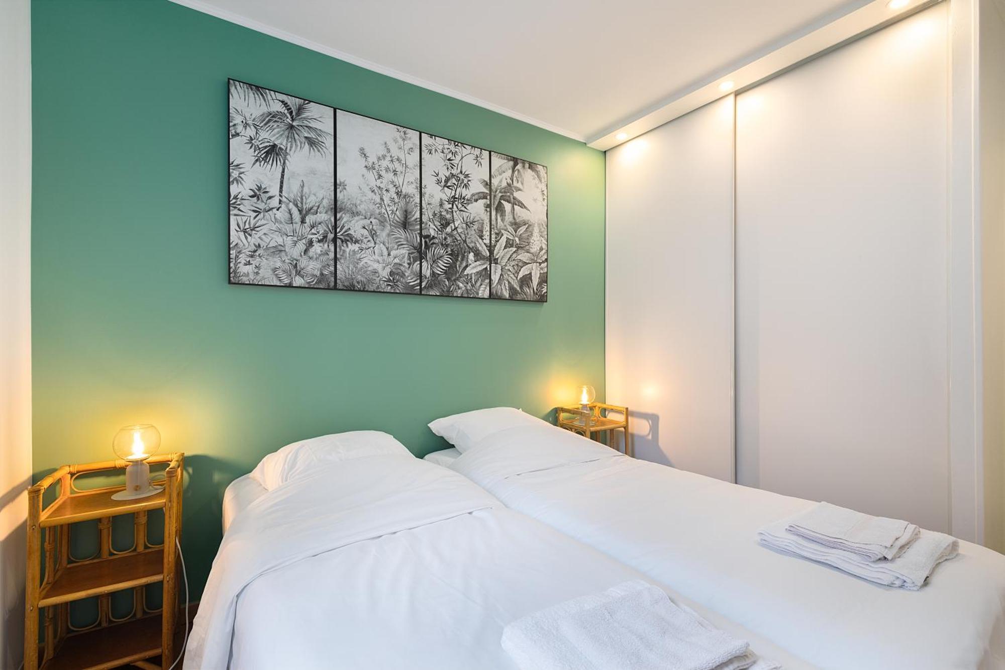 Cosy'N Paris - Parking Secure - Metro 14 - Wifi - Terrace - Premium Bedding Apartment ฌ็องตีญี ภายนอก รูปภาพ