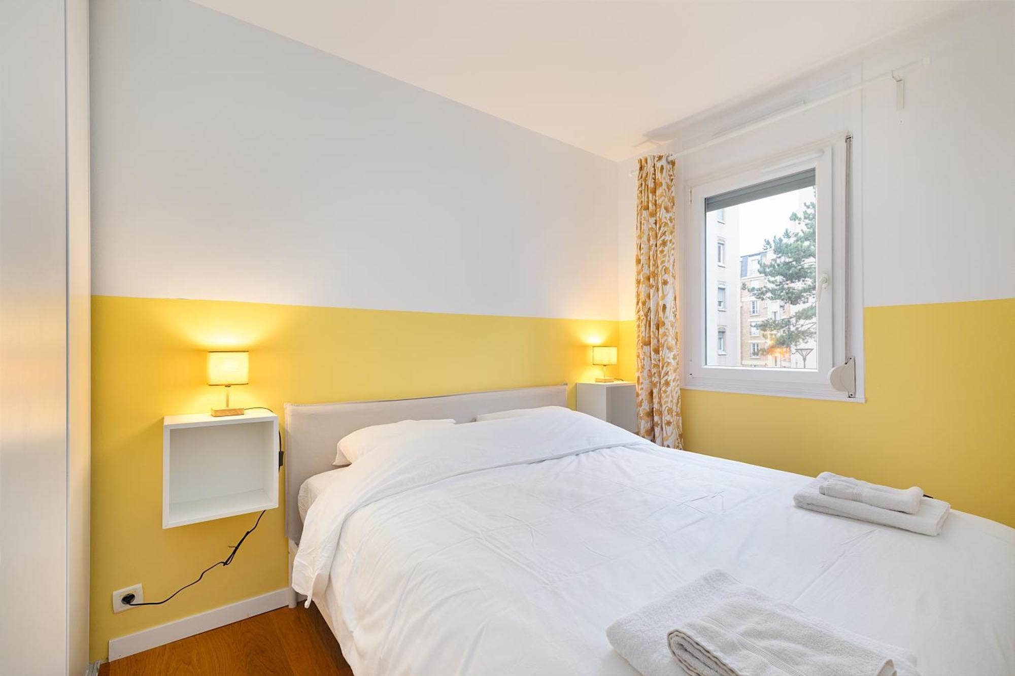Cosy'N Paris - Parking Secure - Metro 14 - Wifi - Terrace - Premium Bedding Apartment ฌ็องตีญี ภายนอก รูปภาพ